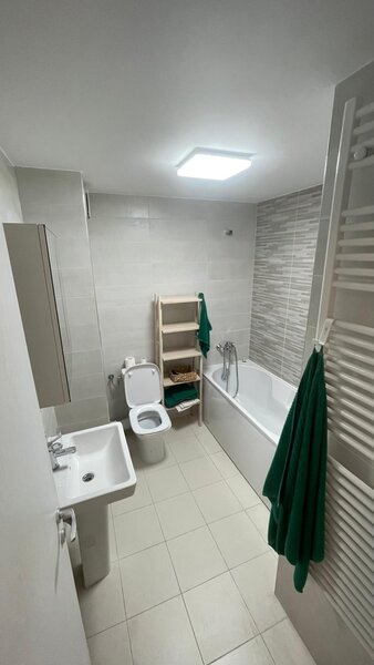 Drumul Taberei, Moghioros Residence,